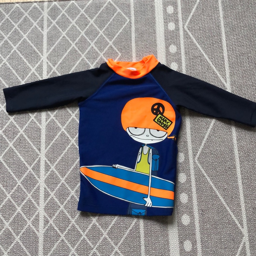 Little Marc Jacobs 12mo Rash Guard - Picture 2 of 4